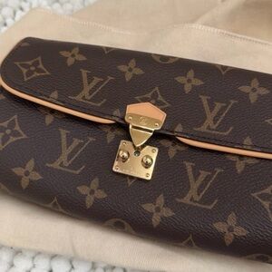 Louis Vuitton Pochette Camille monogram